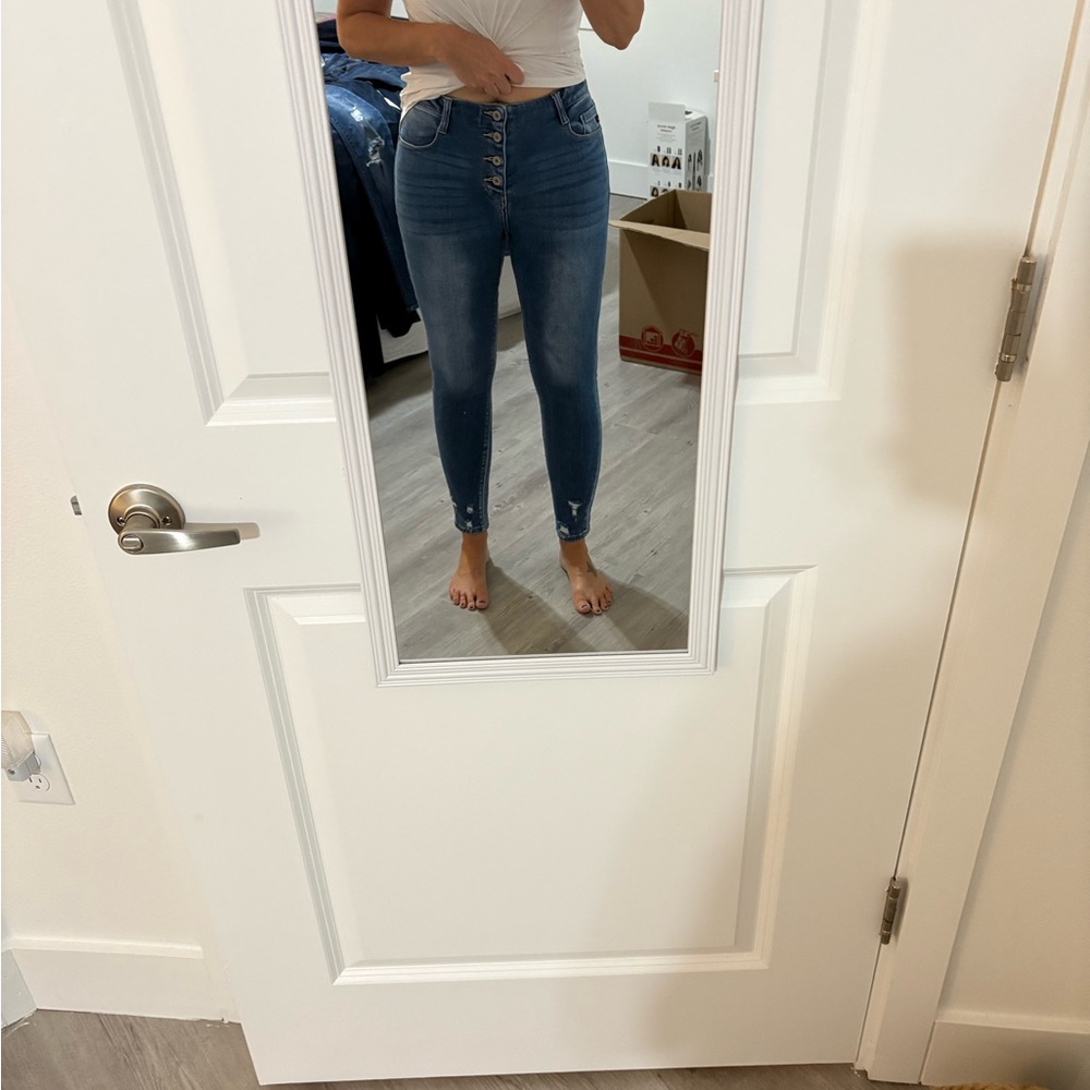Kancan button down Blue Jeans
